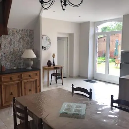 Pomme De Pin בית נופש Almeneches